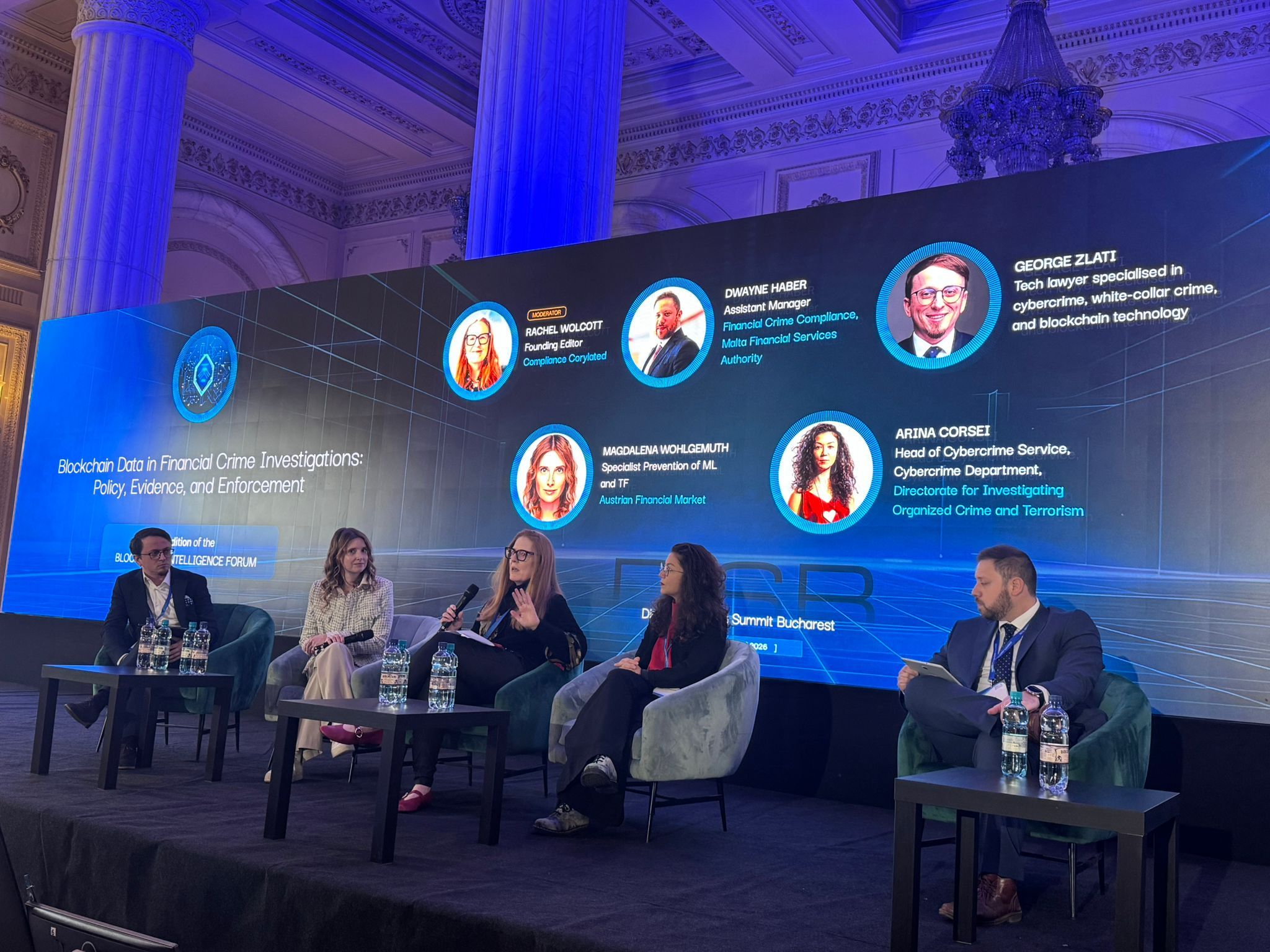 George Zlati în panelul despre datele blockchain în investigarea criminalității financiare, la Digital Innovation Summit Bucharest 2026